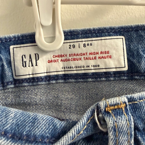 GAP High Rise Blue Jeans - Picture 2 of 3